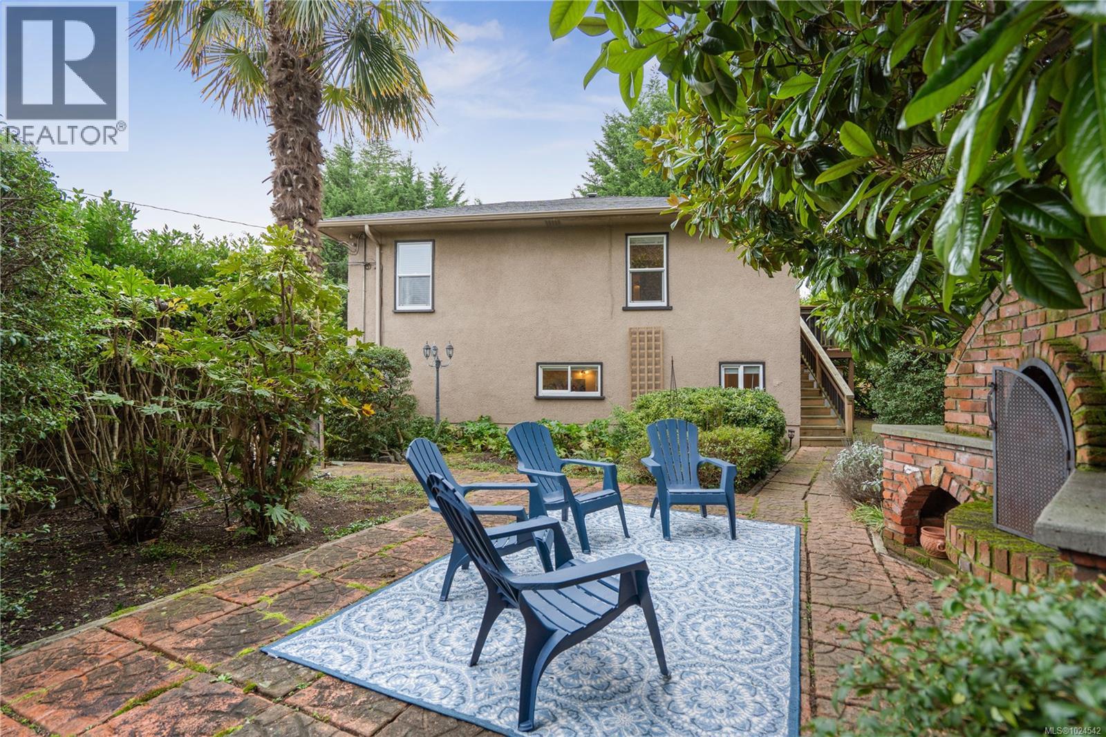  2180 Cranleigh Place, Oak Bay