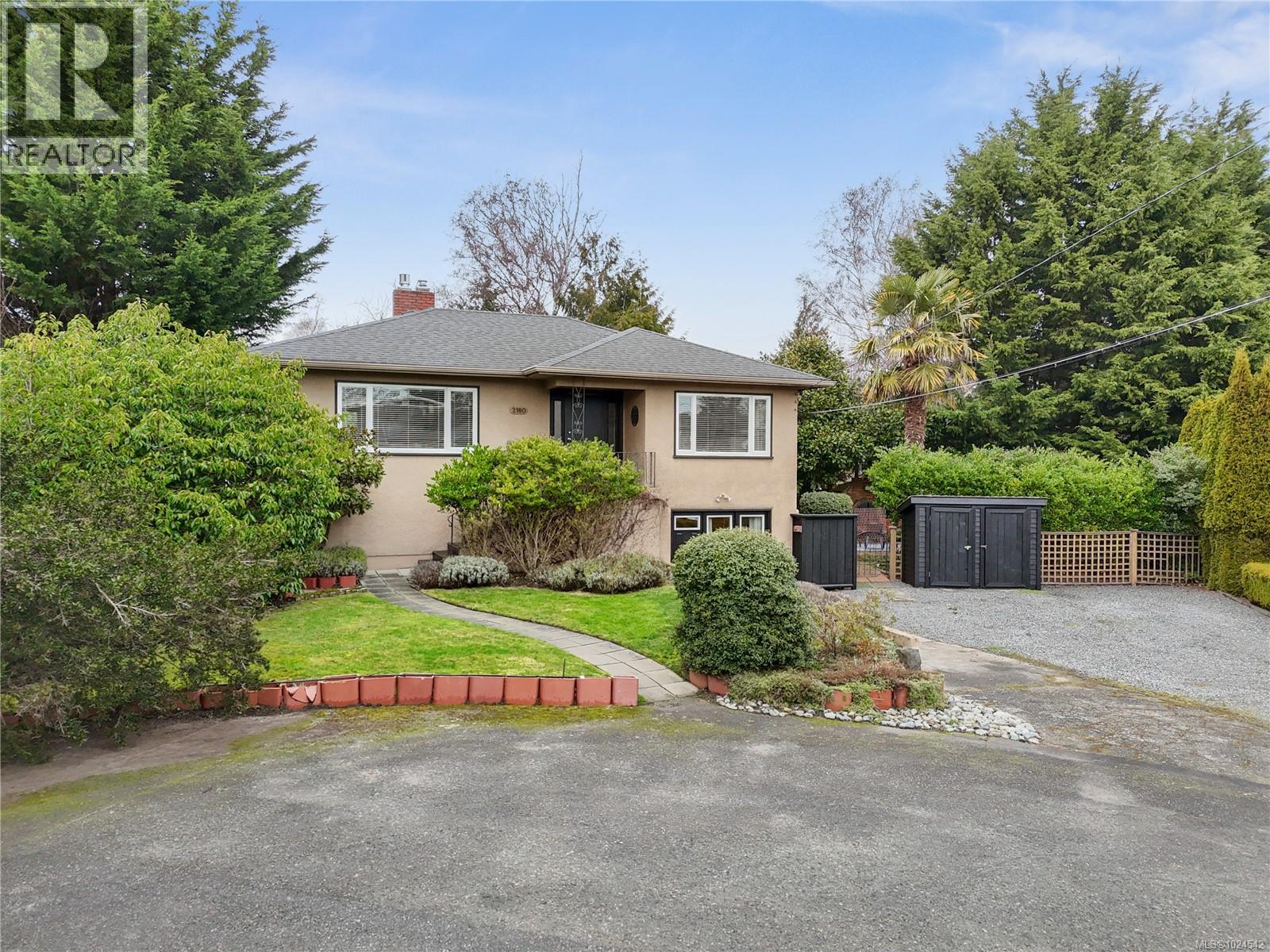  2180 Cranleigh Place, Oak Bay