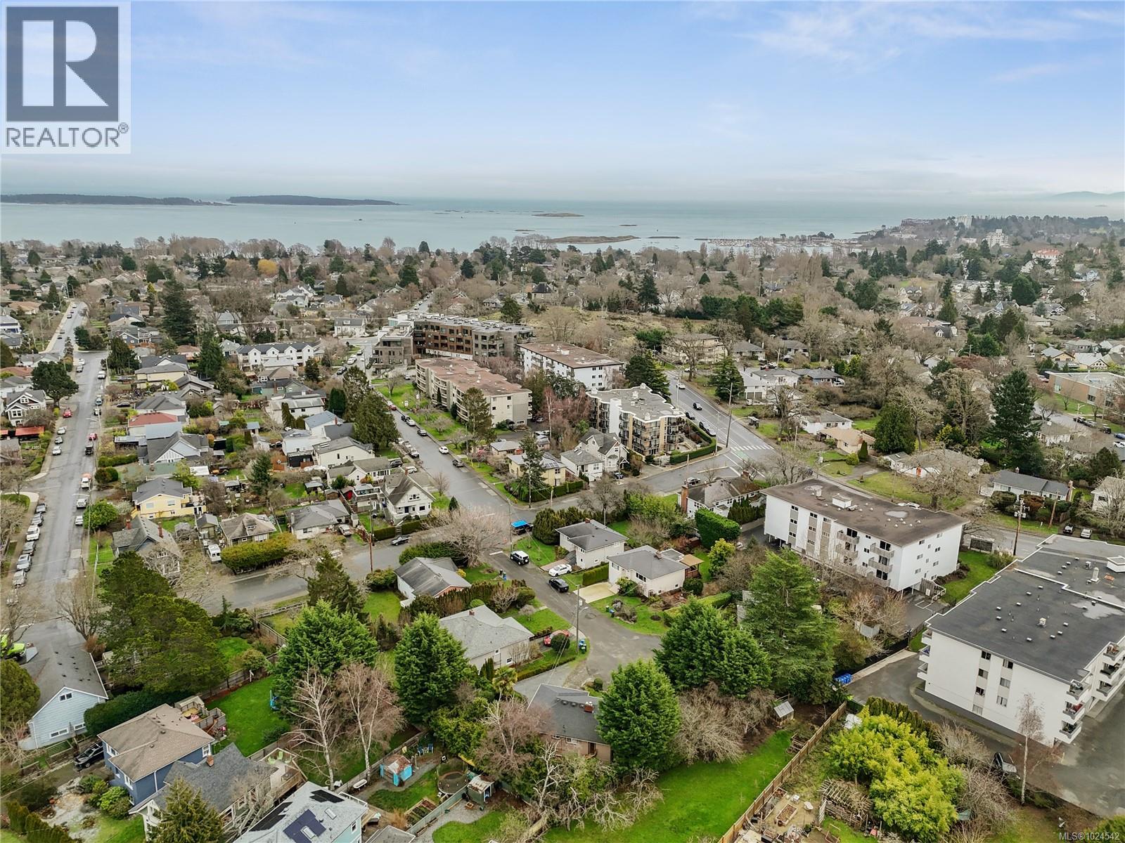  2180 Cranleigh Place, Oak Bay