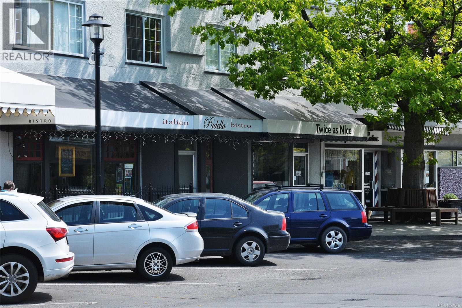  2180 Cranleigh Place, Oak Bay