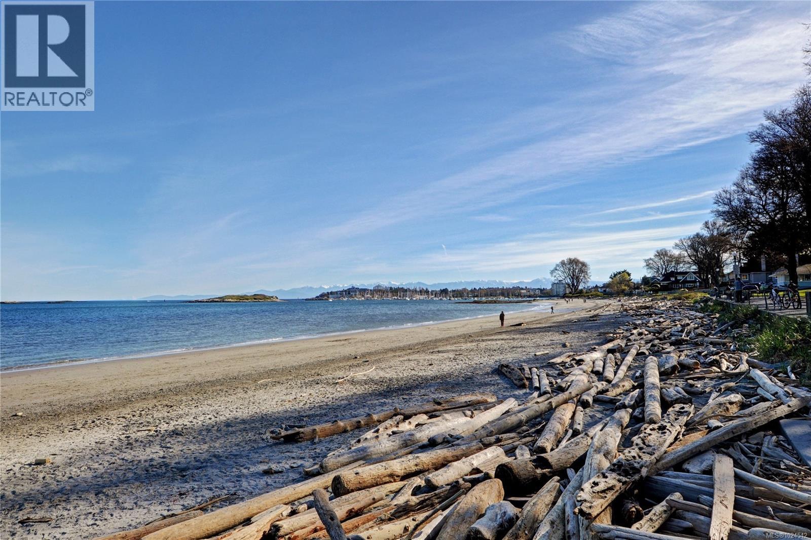  2180 Cranleigh Place, Oak Bay