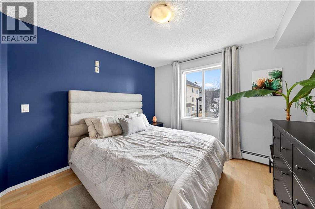 Single Family House for Sale in   Citadel Meadow Point NW Citadel Calgary 