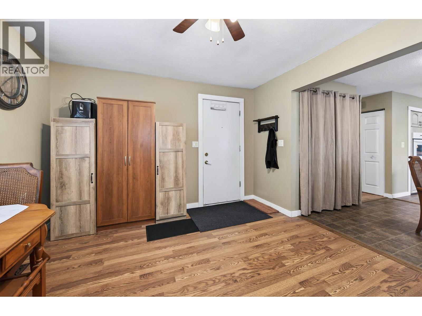 543 DESMOND STREET - 16