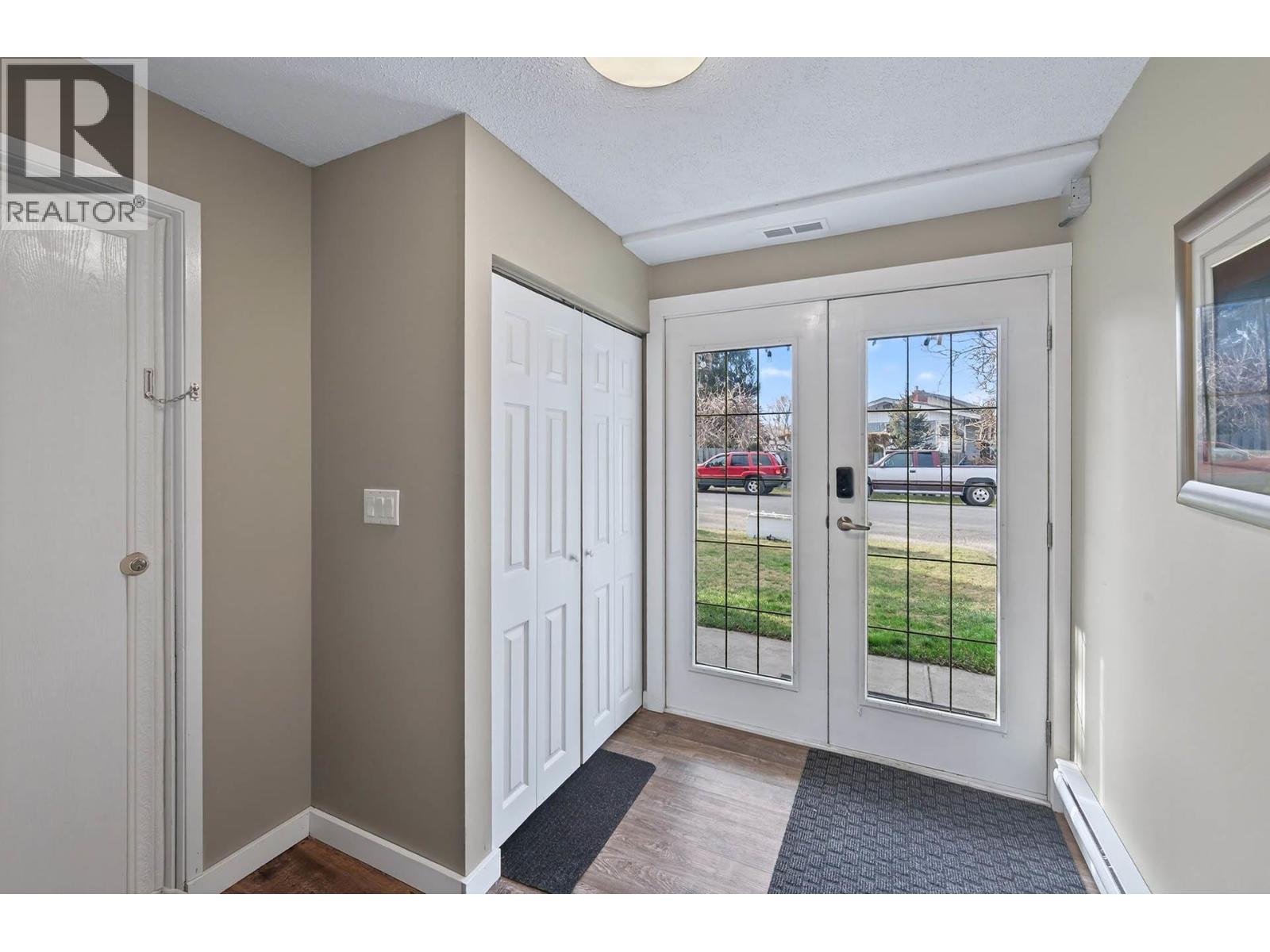 543 DESMOND STREET - 6