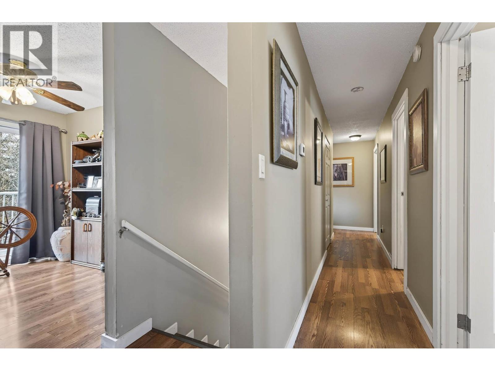 543 DESMOND STREET - 18