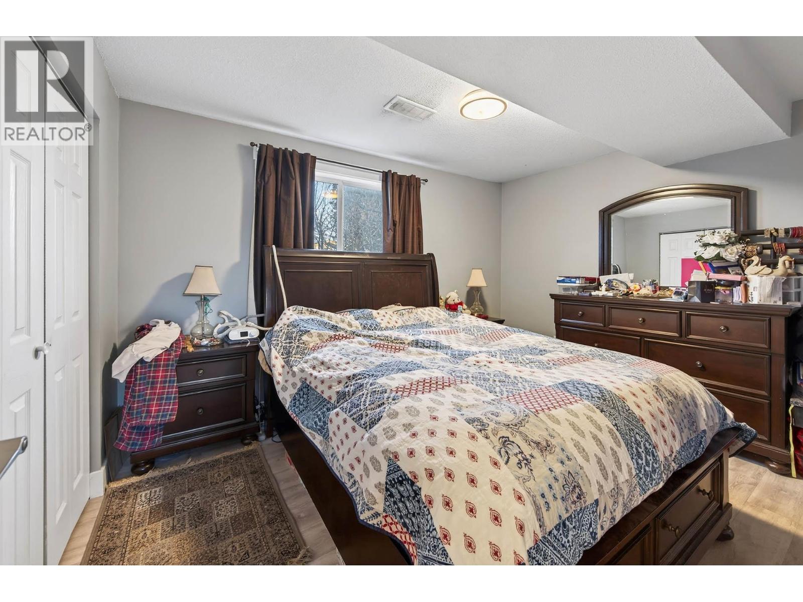 543 DESMOND STREET - 37