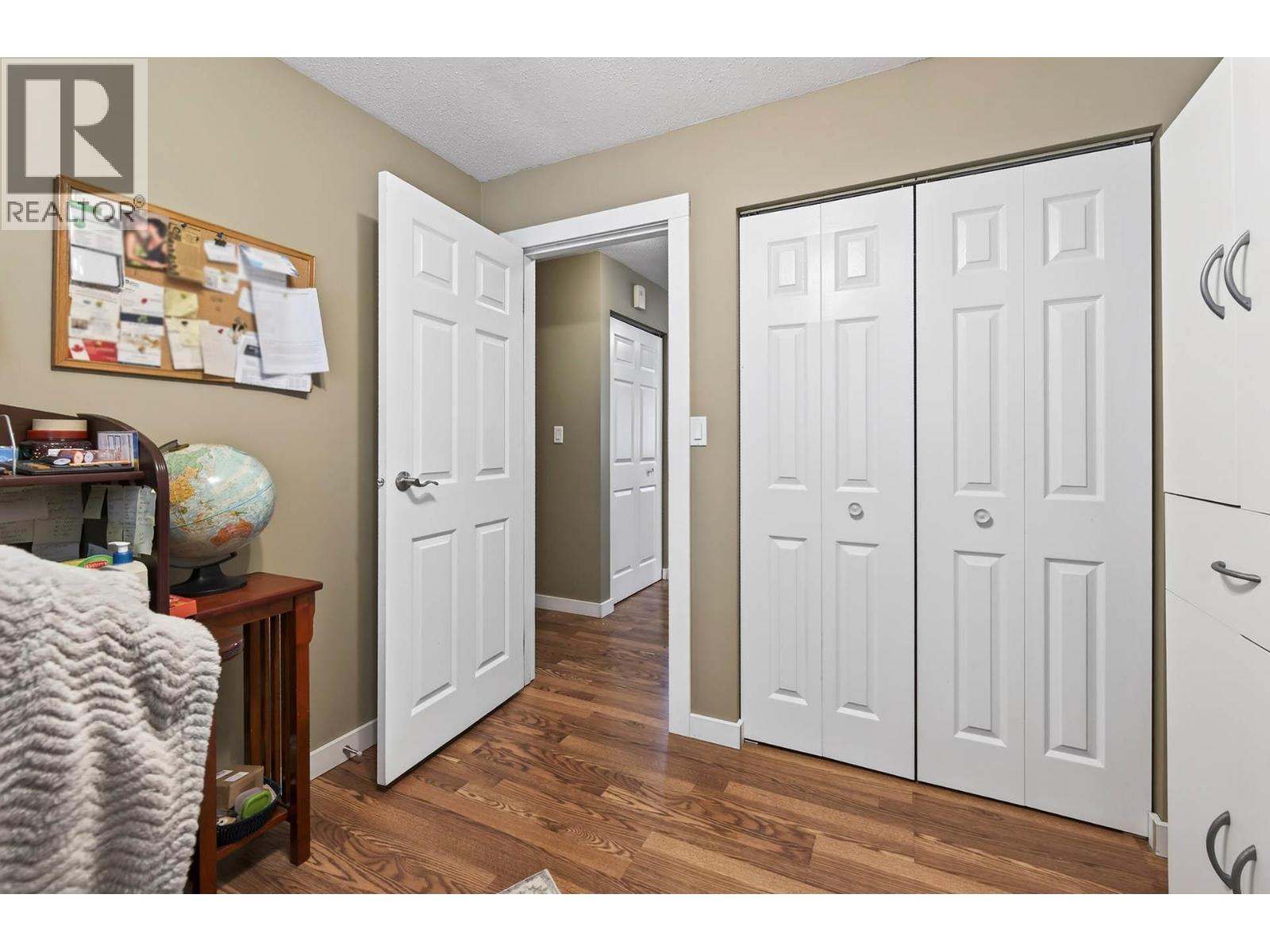 543 DESMOND STREET - 25