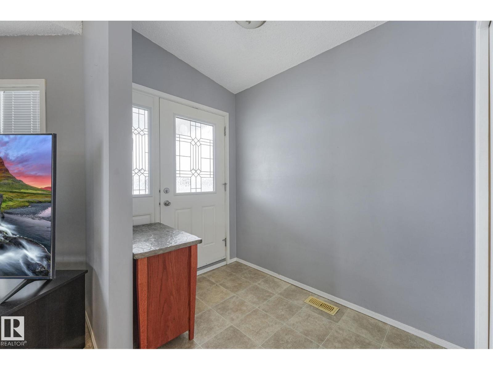 1080 ASPEN DR, Leduc