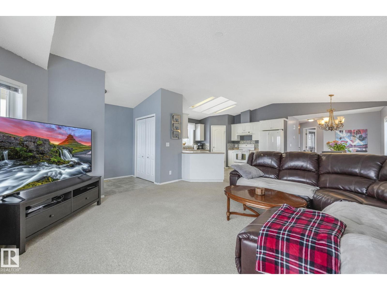 1080 ASPEN DR, Leduc