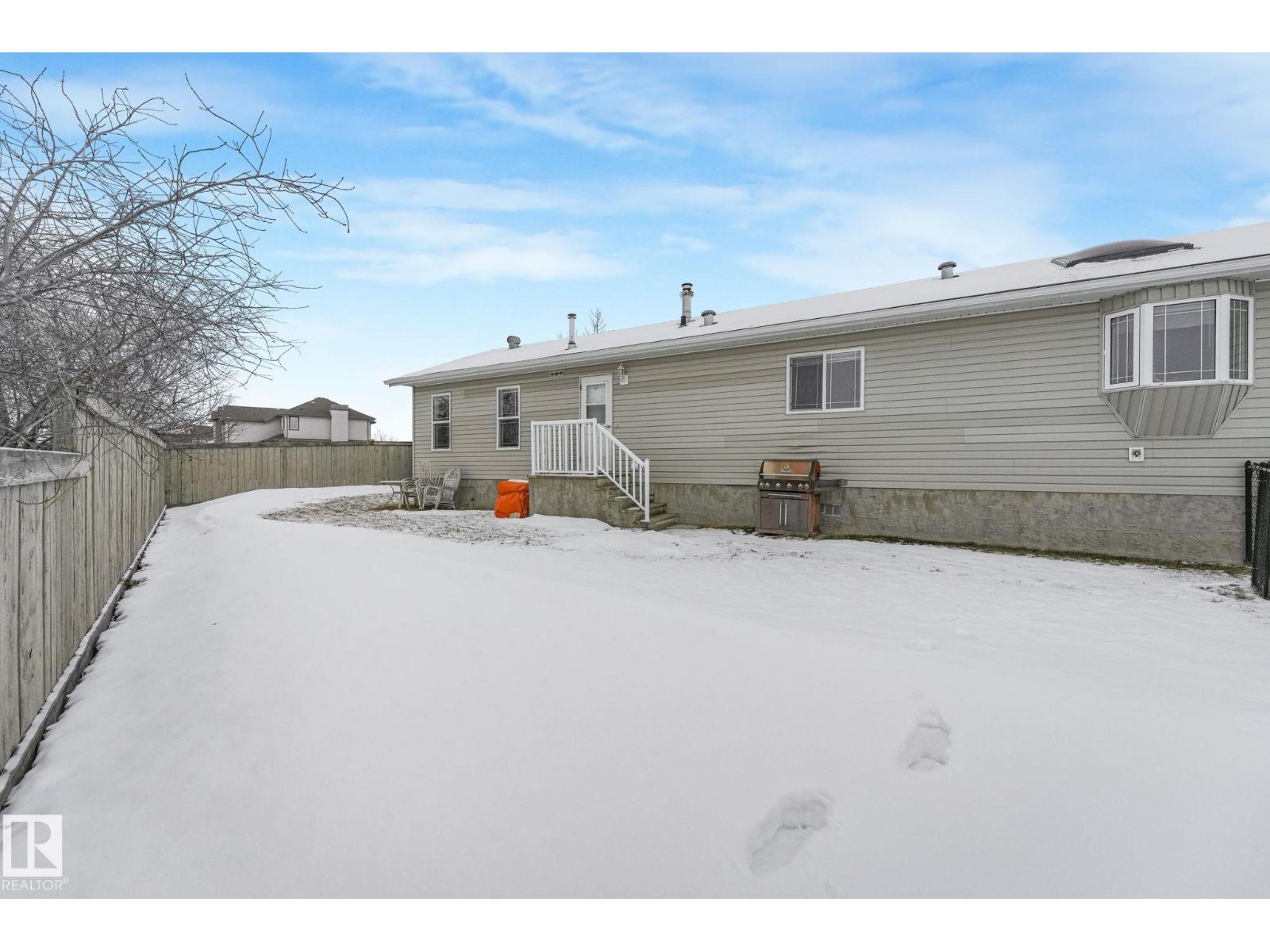 1080 ASPEN DR, Leduc