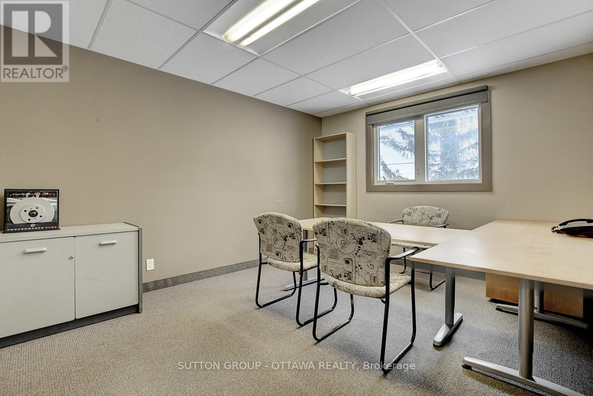 Office for Rent in Ottawa – 2991 CARP ROAD, Ottawa – MLS# X12741162 - Image 24