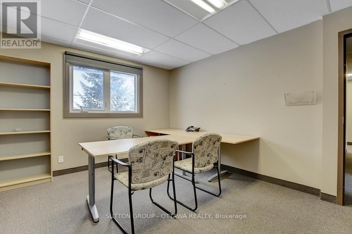 Office for Rent in Ottawa – 2991 CARP ROAD, Ottawa – MLS# X12741162 - Image 25