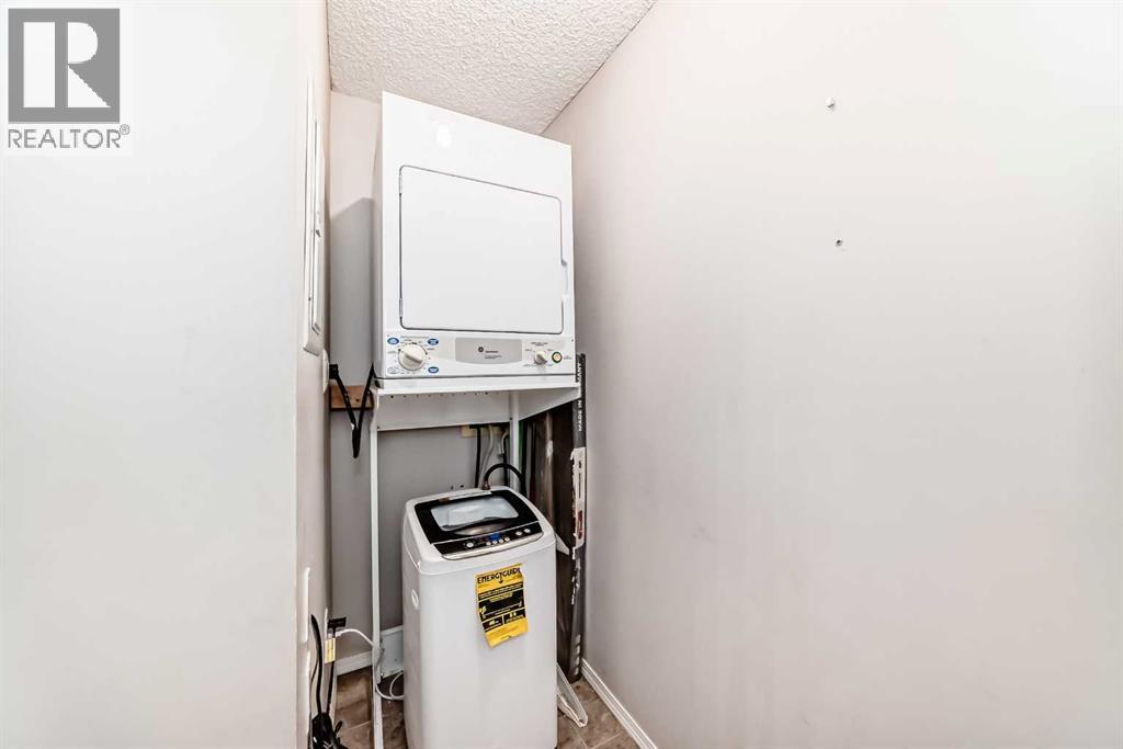 Single Family House for Sale in   Country Village Bay NE Country Hills Village Calgary 