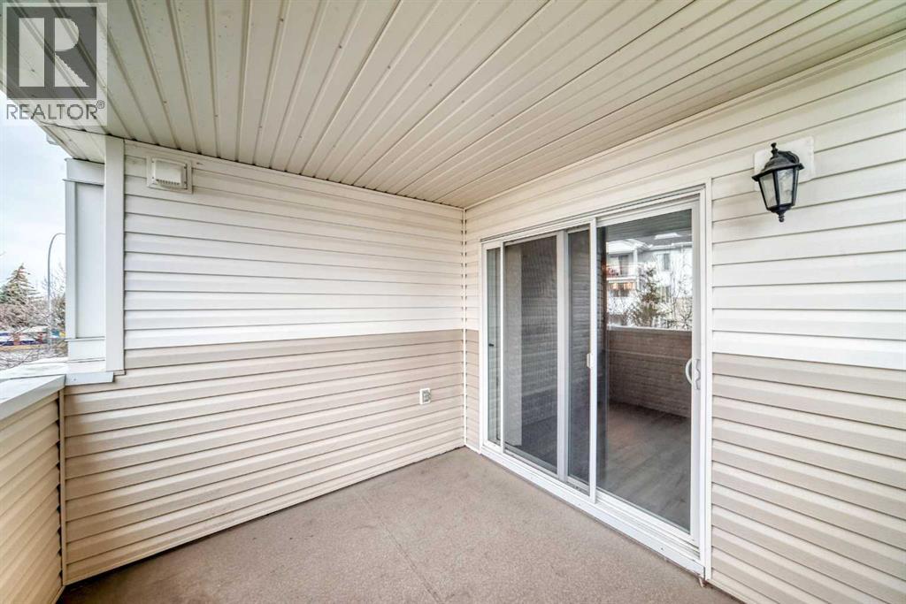 Single Family House for Sale in   Country Village Bay NE Country Hills Village Calgary 