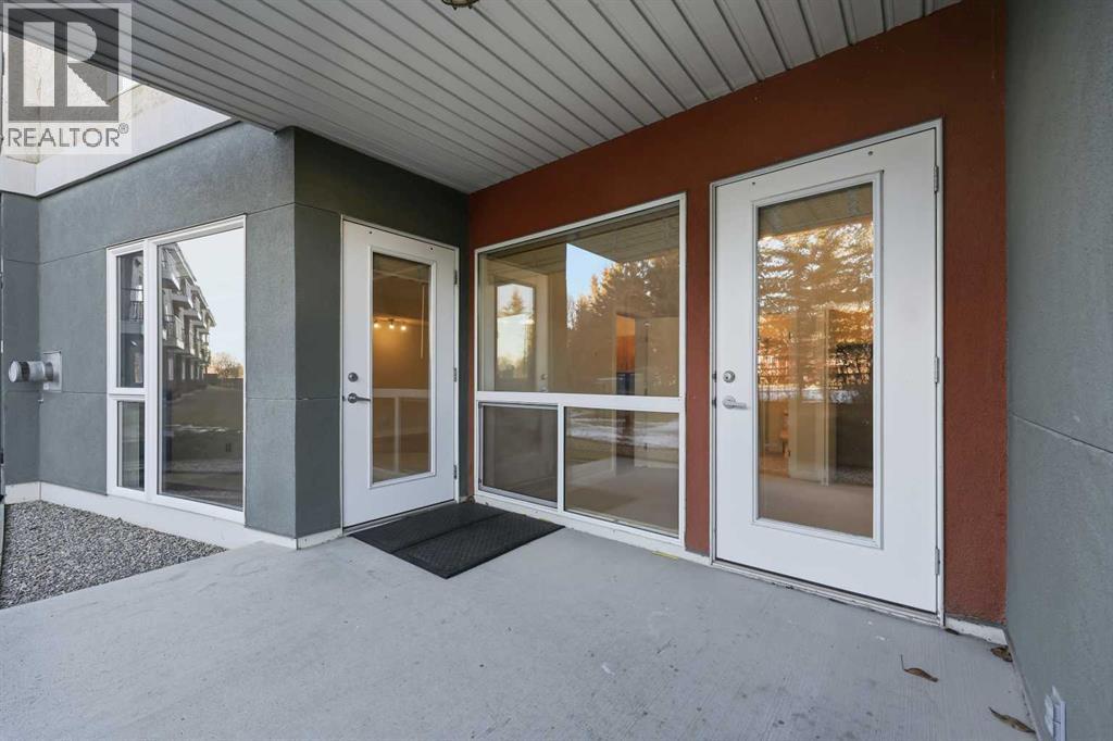 Single Family House for Sale in   Springborough Court SW Springbank Hill Calgary 