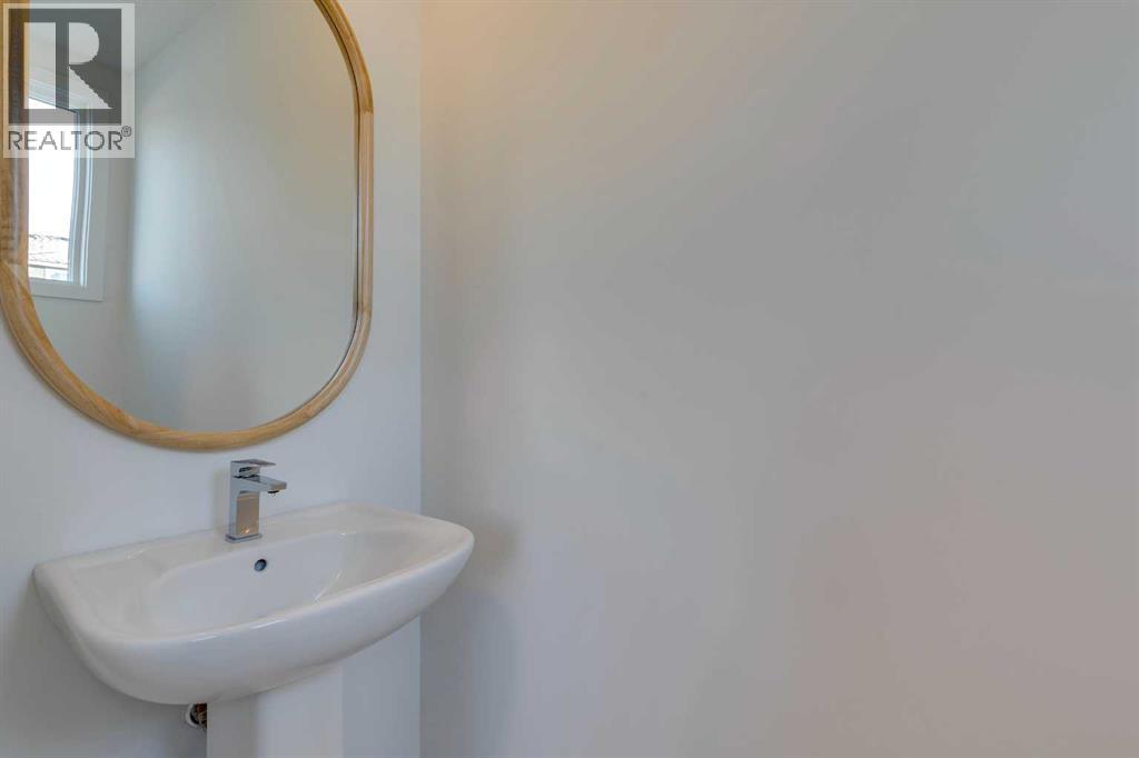 403 Clydesdale Avenue, Cochrane