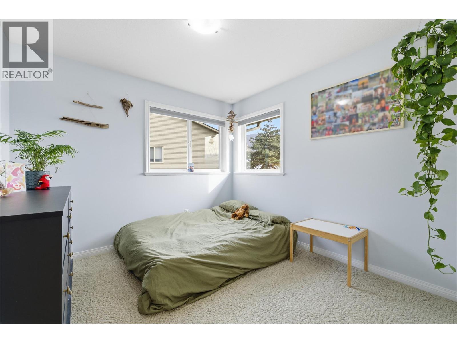 1492 Longley Crescent - 24