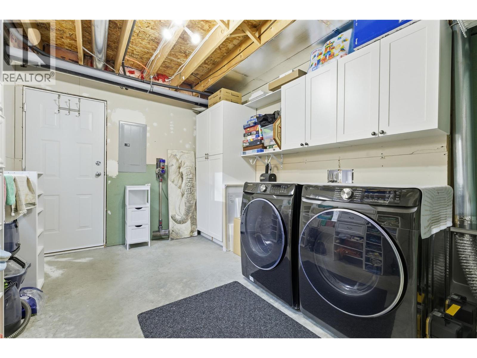 1492 Longley Crescent - 35