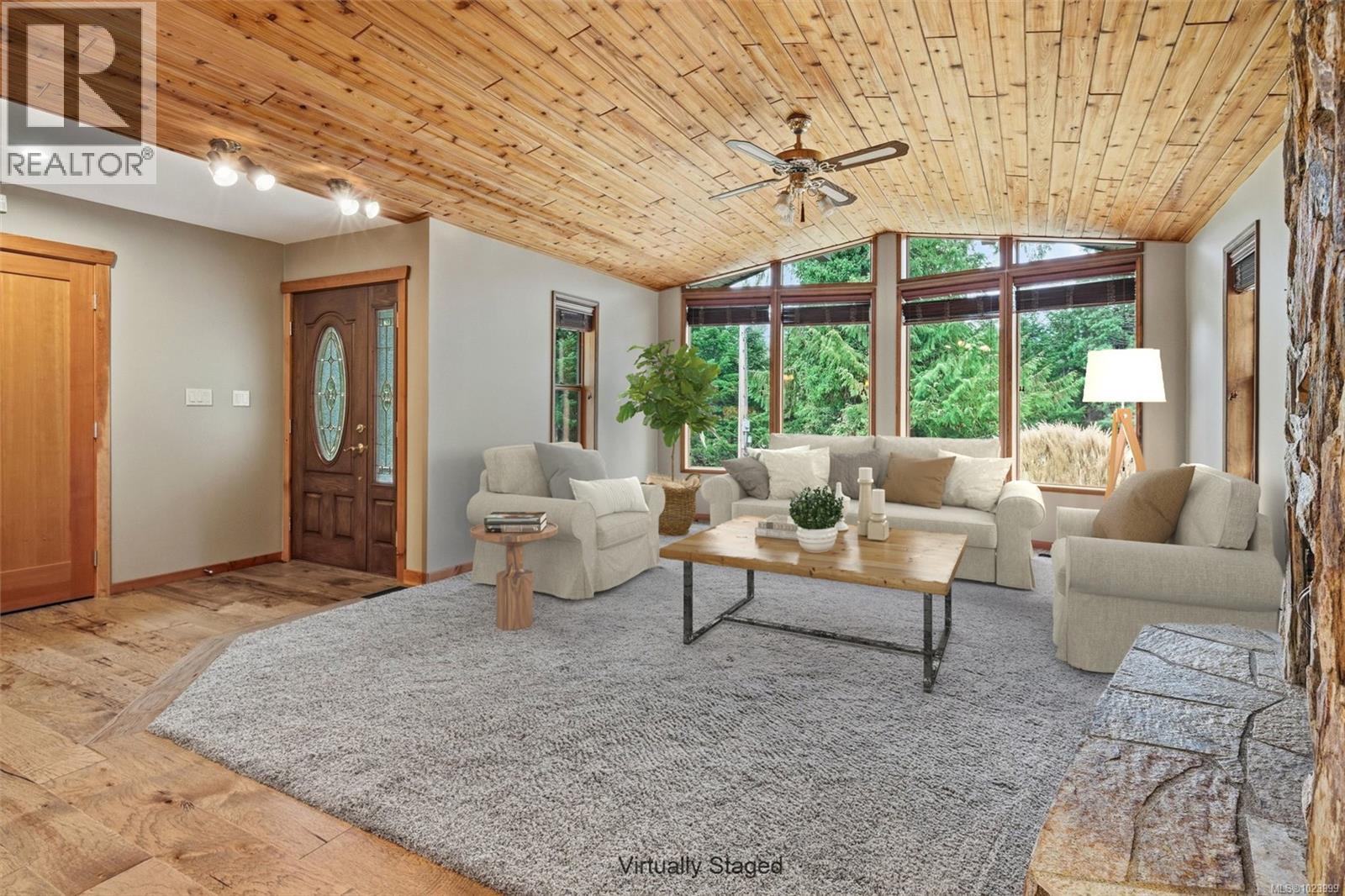 8335 Youbou Rd, Lake Cowichan