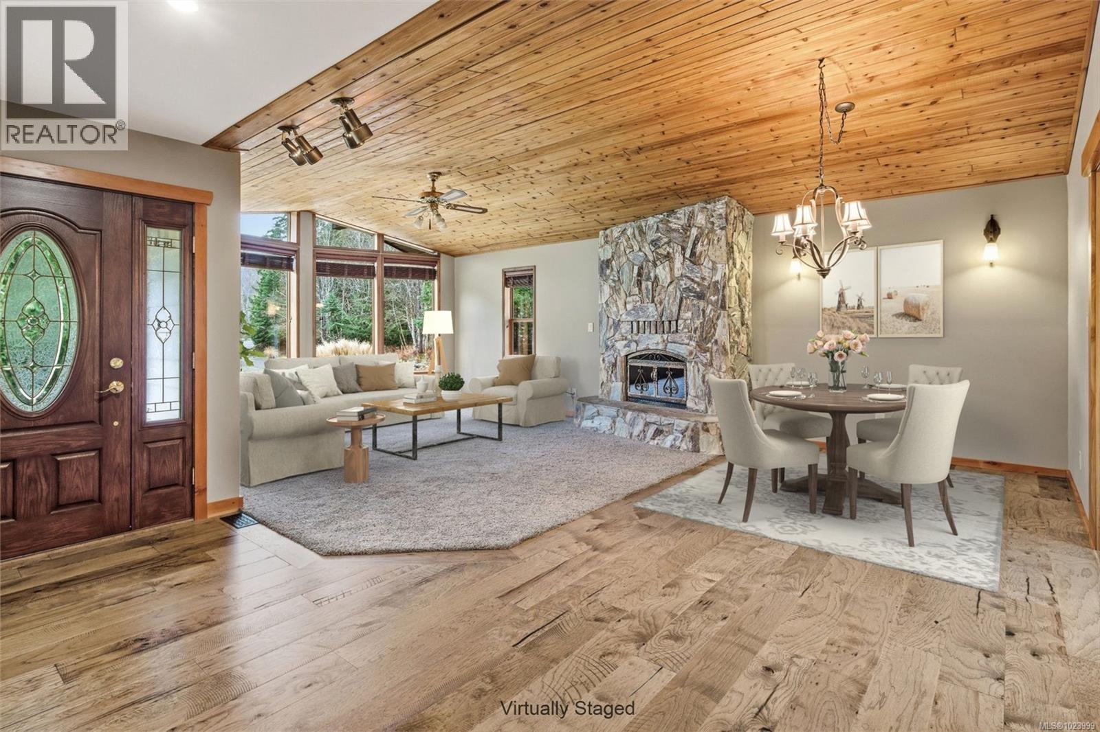 8335 Youbou Rd, Lake Cowichan