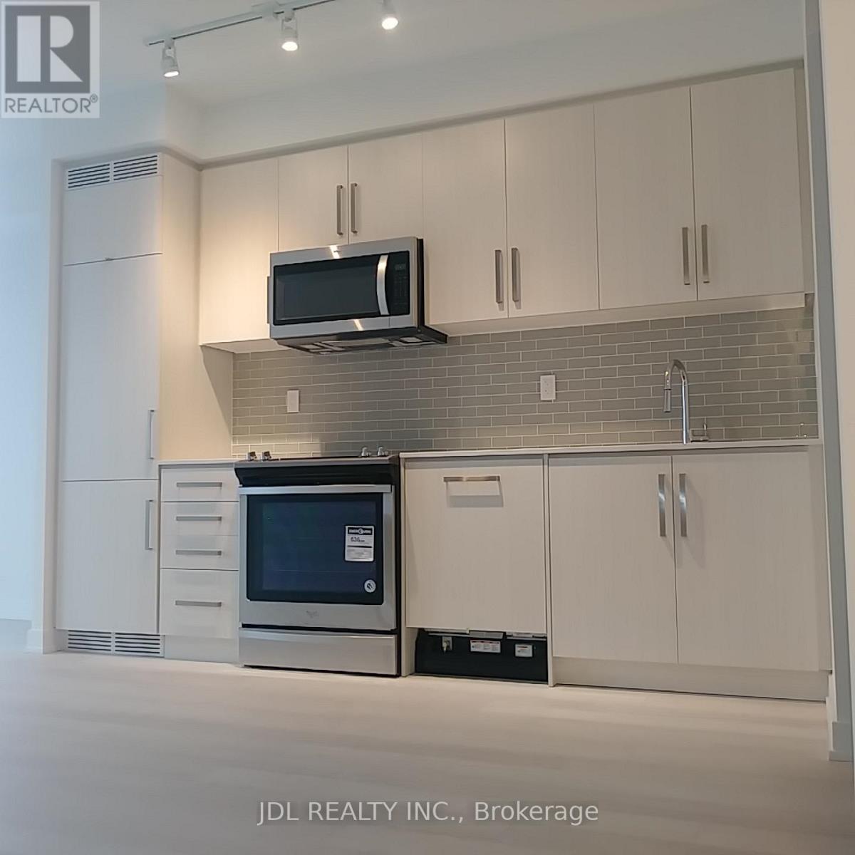 #2112 5180 YONGE STREET - 10