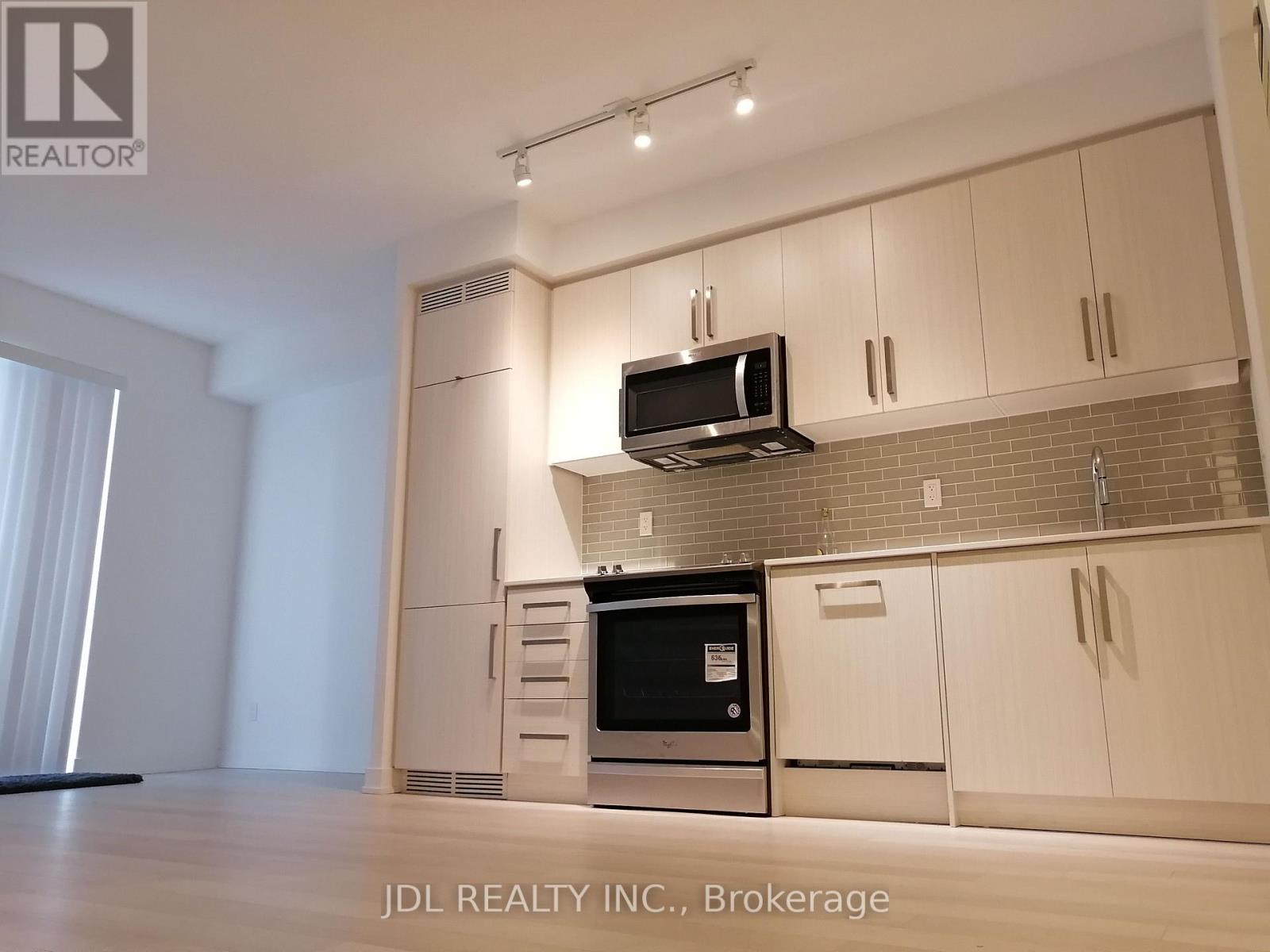 #2112 5180 YONGE STREET - 11