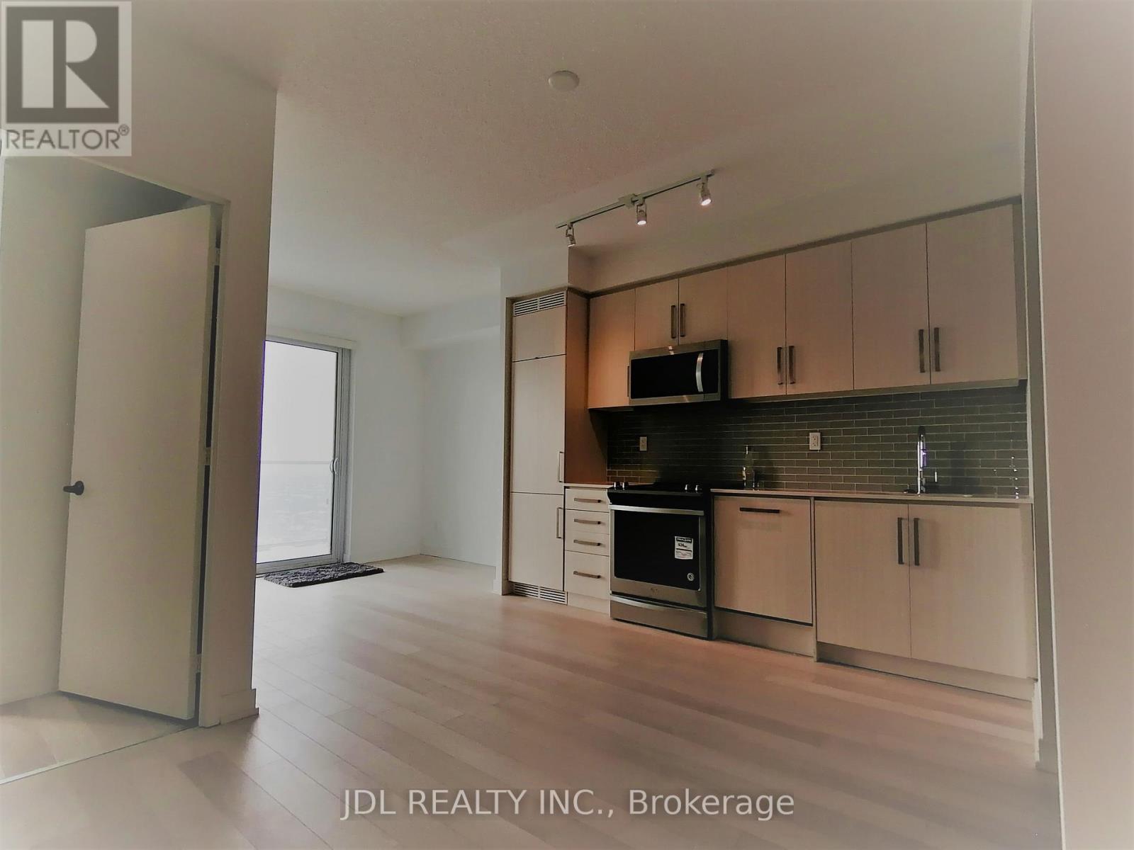 #2112 5180 YONGE STREET - 8
