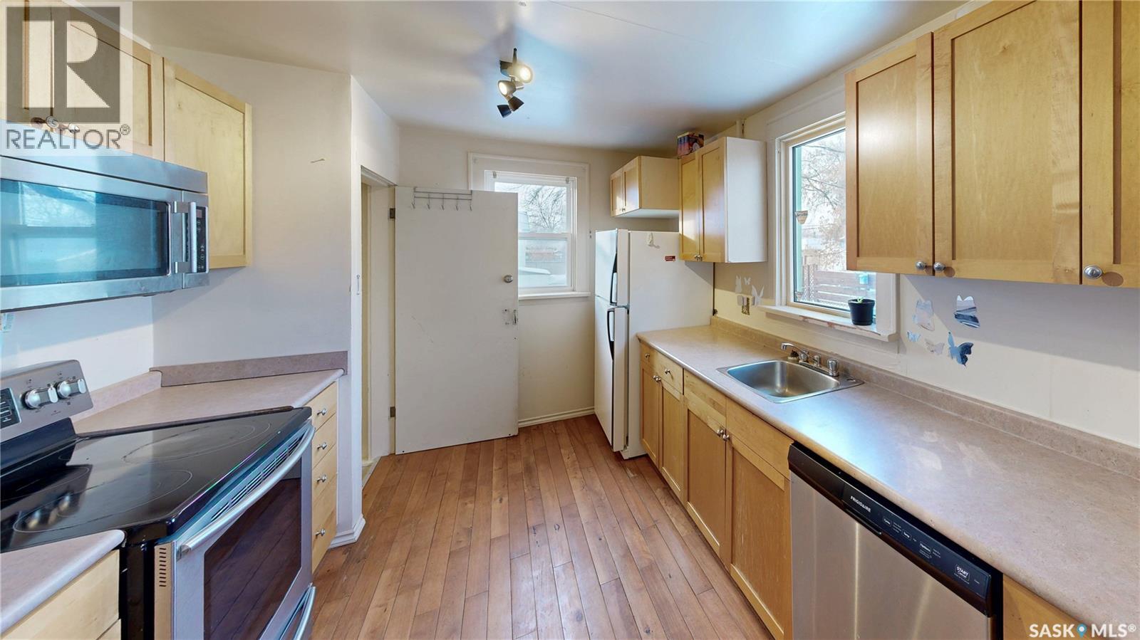 1138 PRINCESS STREET - 8