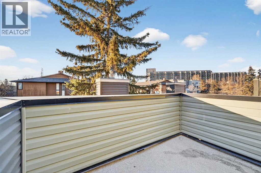 Single Family House Bi-level for Sale in   Glamis Green SW Glamorgan Calgary 