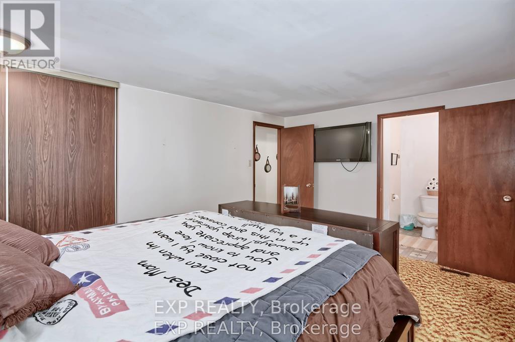 9995 PORT FRANKS ESTATES DRIVE - 26