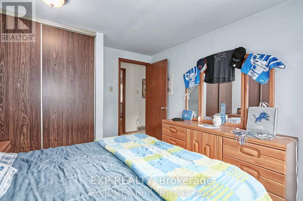 9995 PORT FRANKS ESTATES DRIVE - 29
