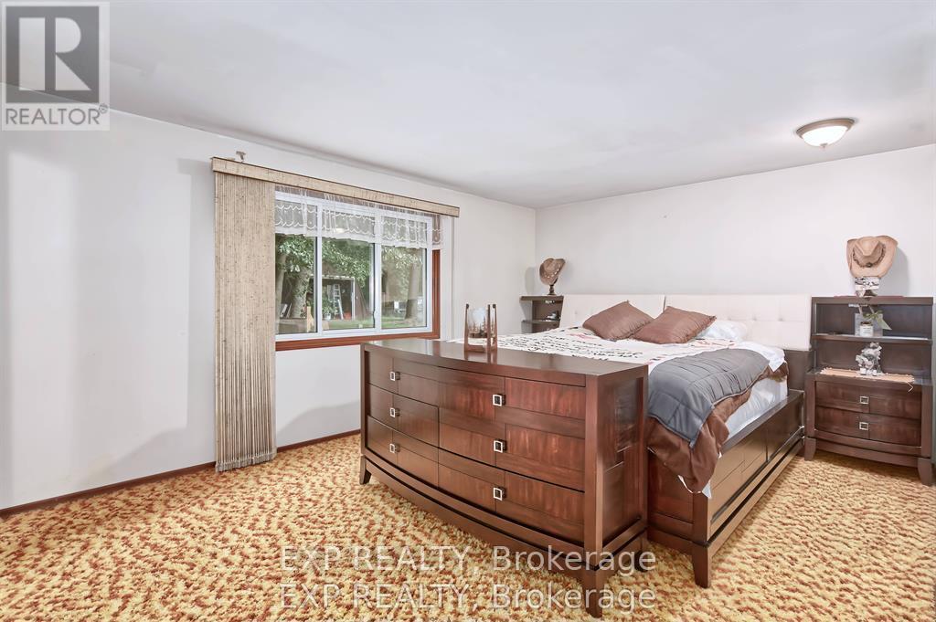 9995 PORT FRANKS ESTATES DRIVE - 30