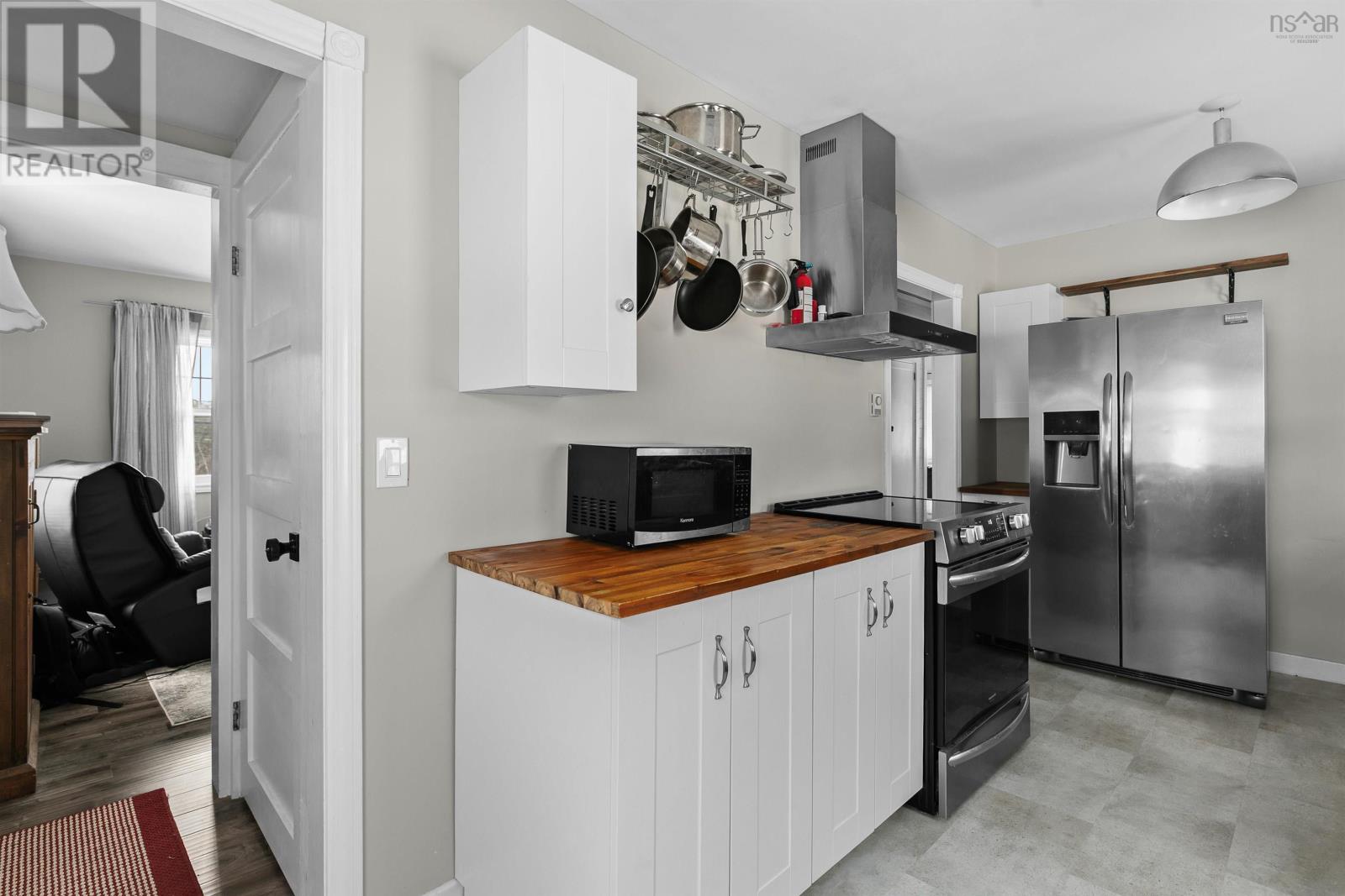 Property 9 of 35 of 4642 Highway 3