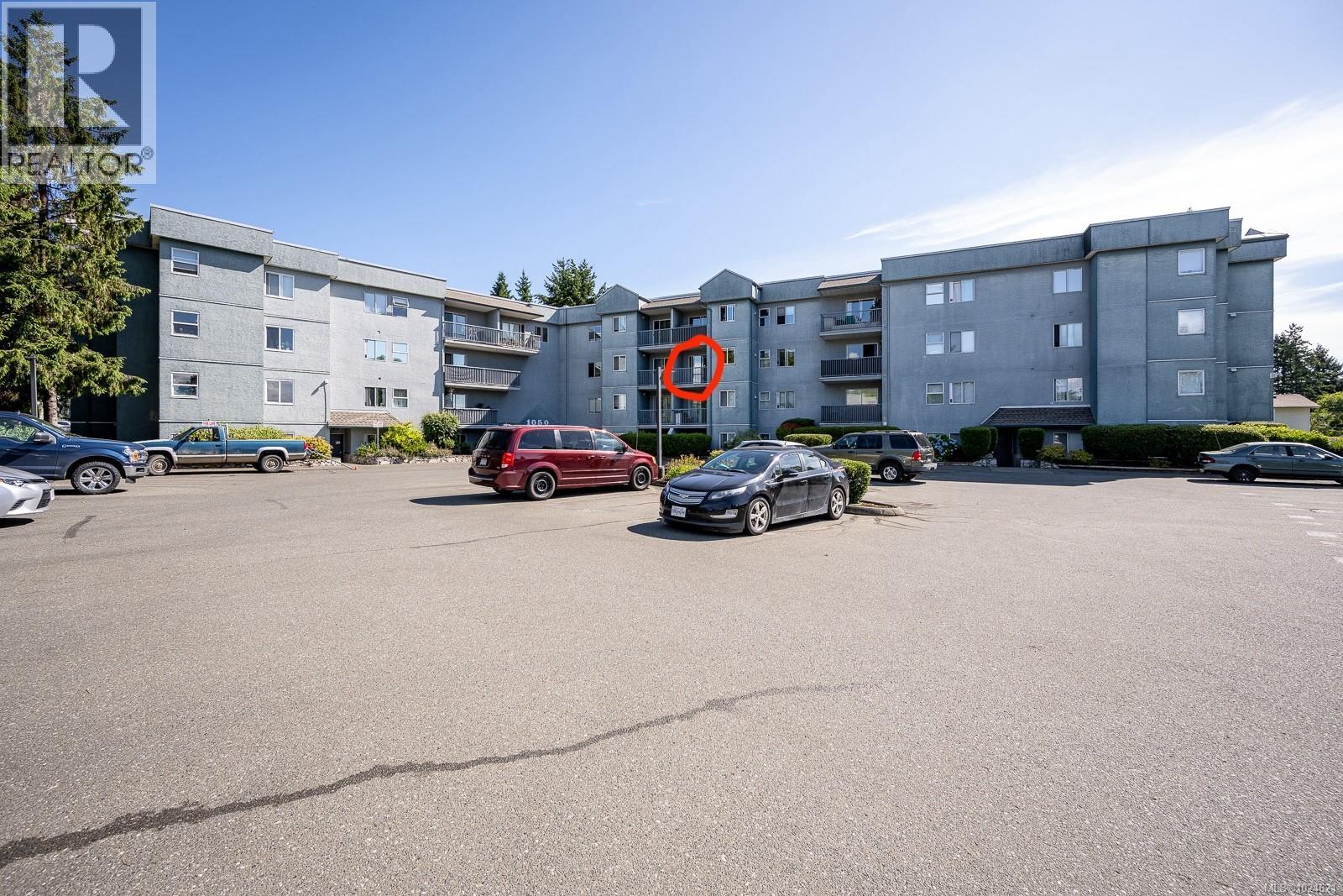 301 1050 Braidwood Rd, Courtenay