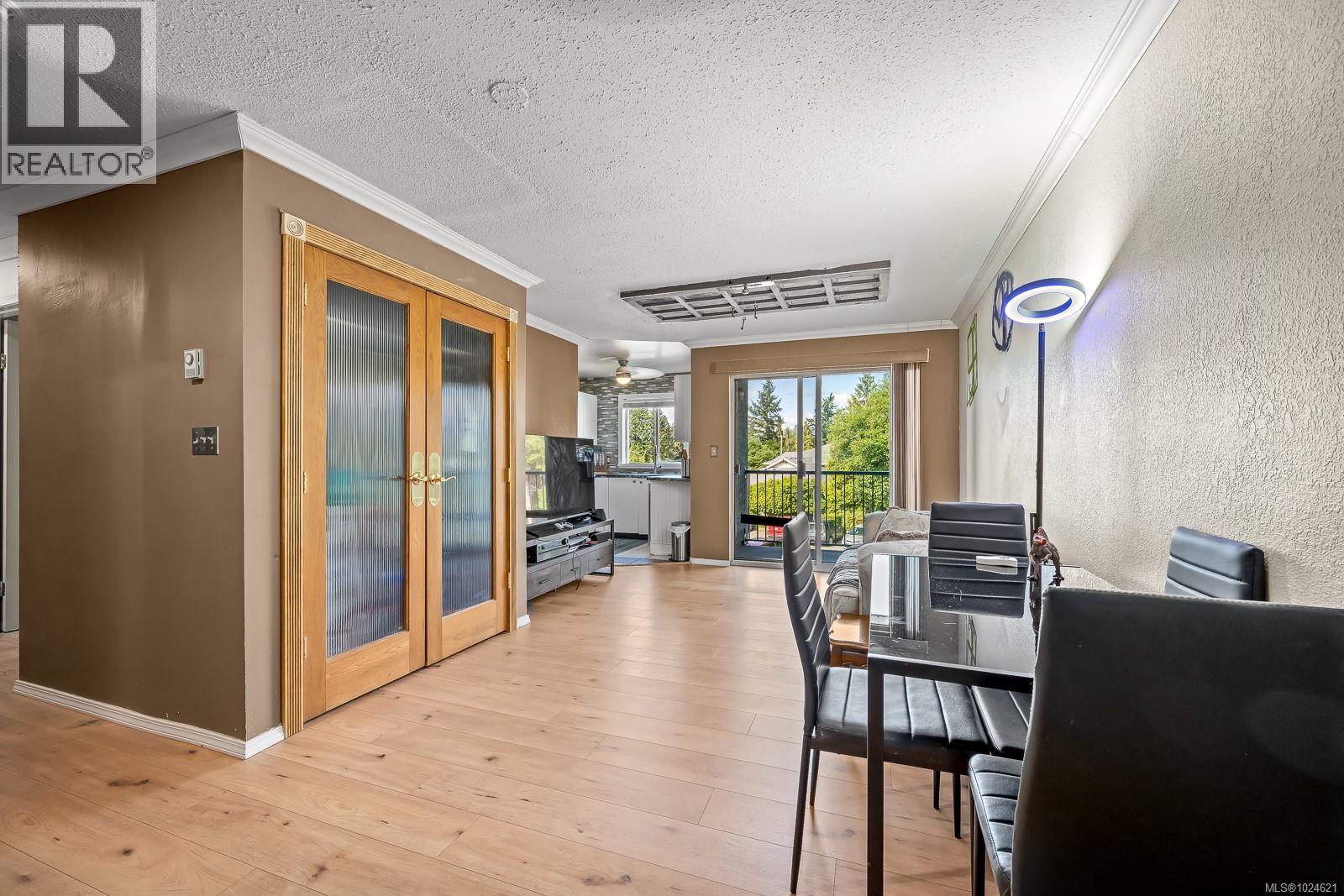301 1050 Braidwood Rd, Courtenay