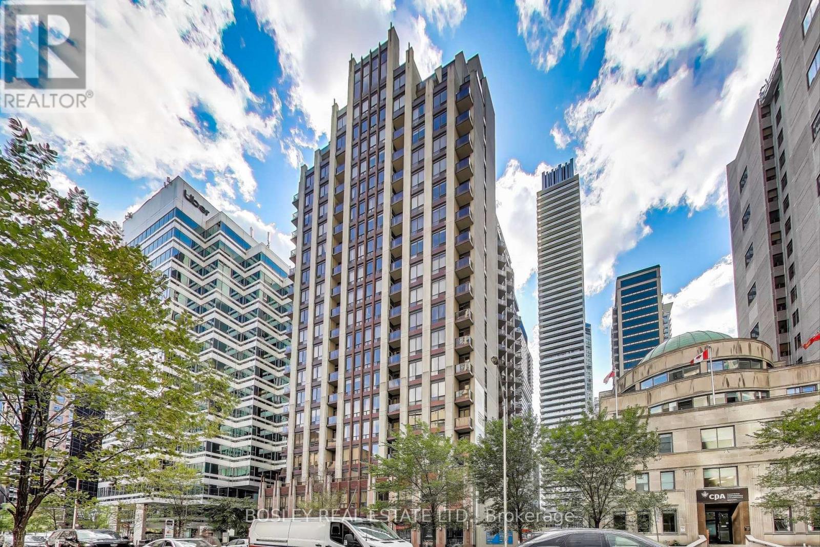 #1007 85 BLOOR STREET E - 19