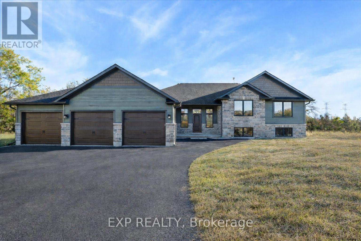 251 WALLBRIDGE ROAD, Quinte West (Sidney Ward), Ontario