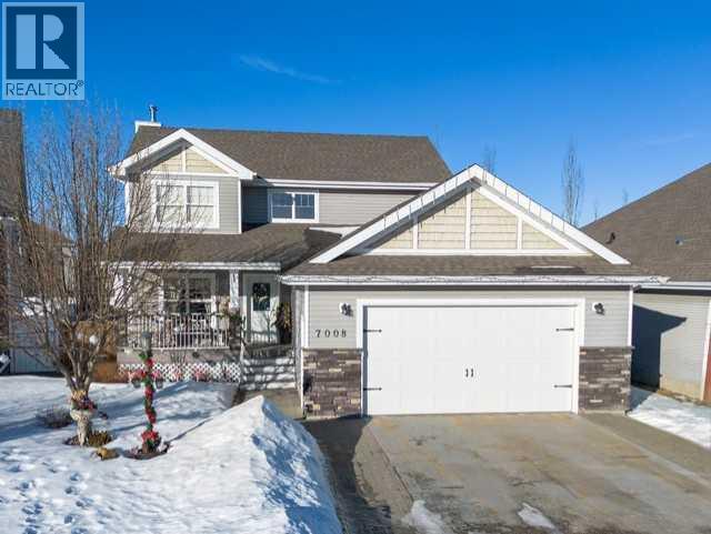 7008 Henners Gate, Lacombe