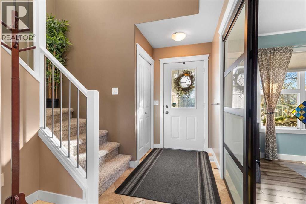 7008 Henners Gate, Lacombe