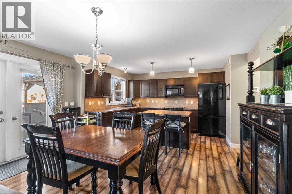 7008 Henners Gate, Lacombe