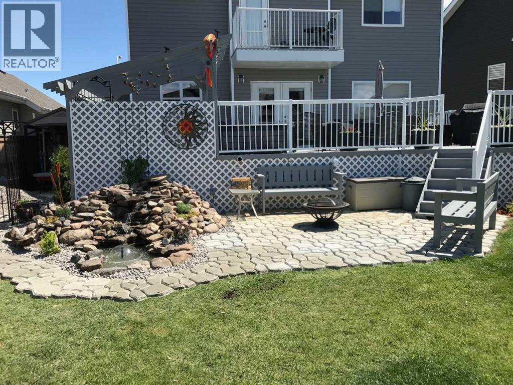 7008 Henners Gate, Lacombe