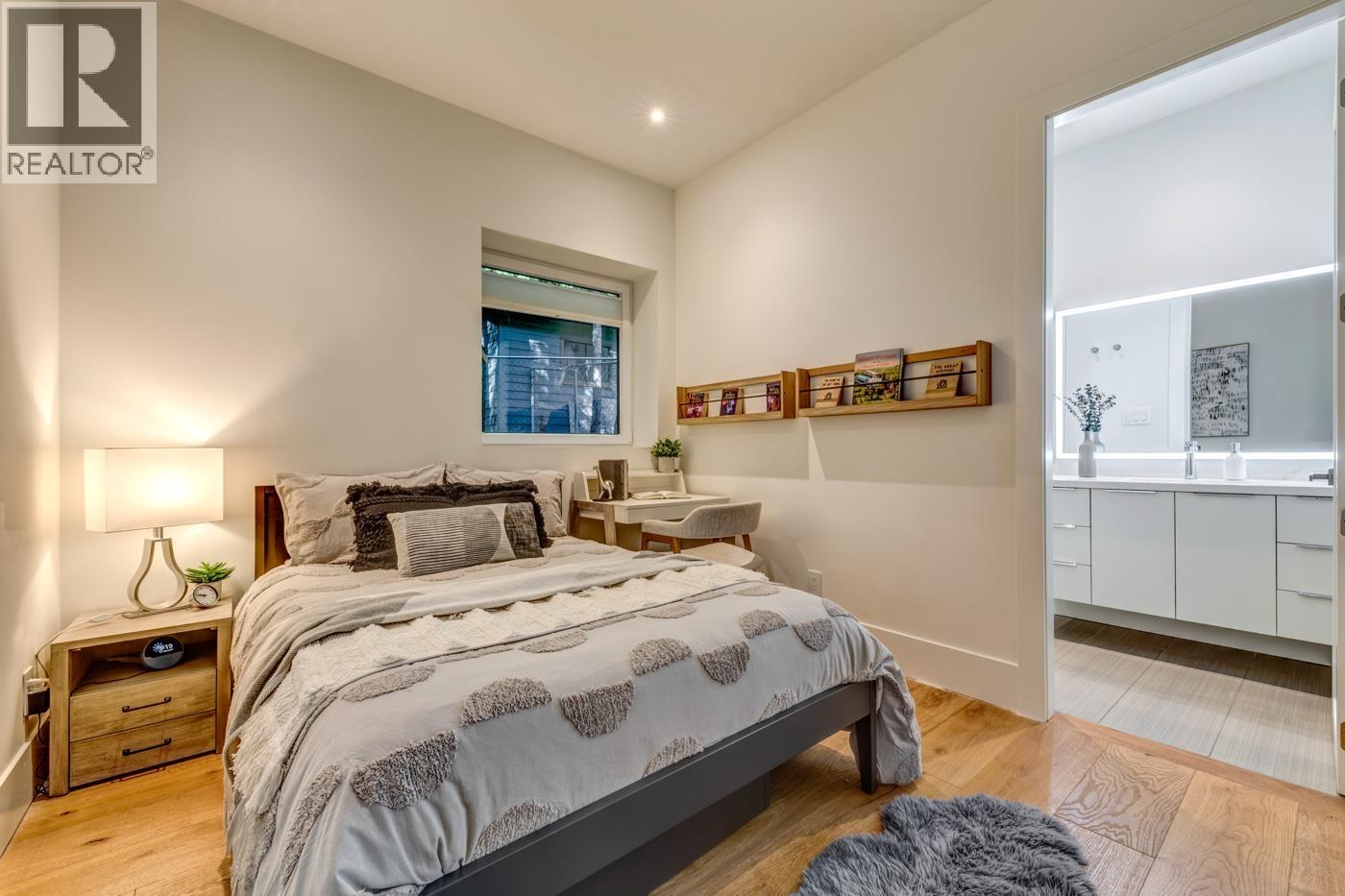 8224 ALPINE WAY, Whistler