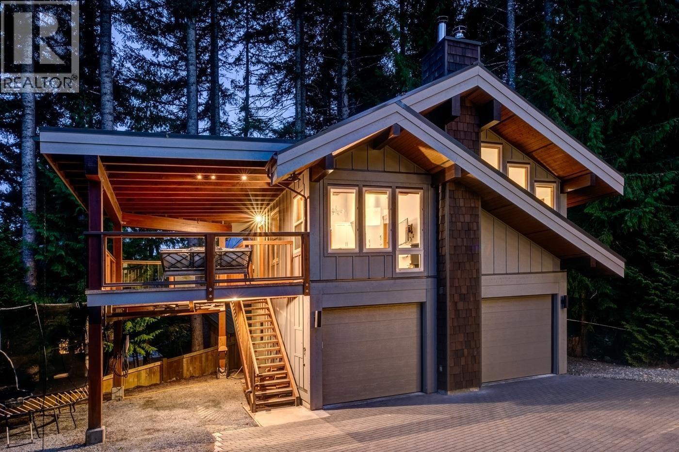 8224 ALPINE WAY, Whistler