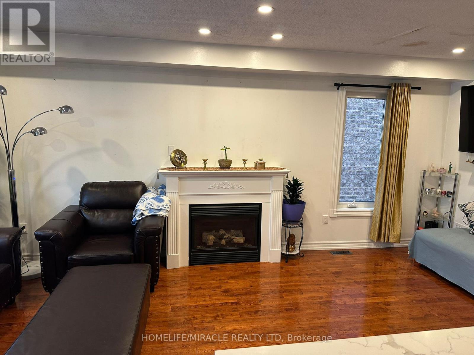 587 CABOTO TRAIL - 17