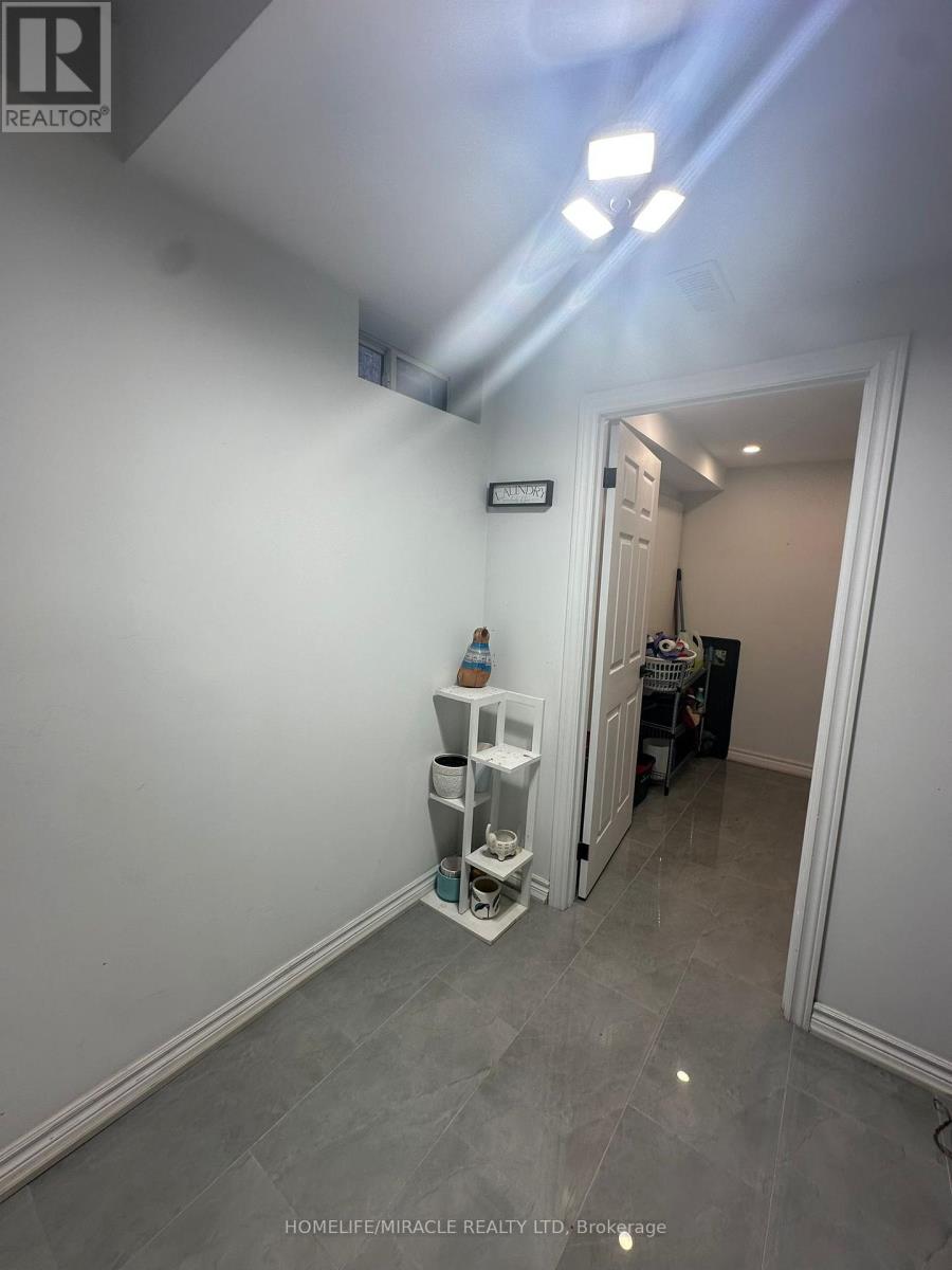 587 CABOTO TRAIL - 29