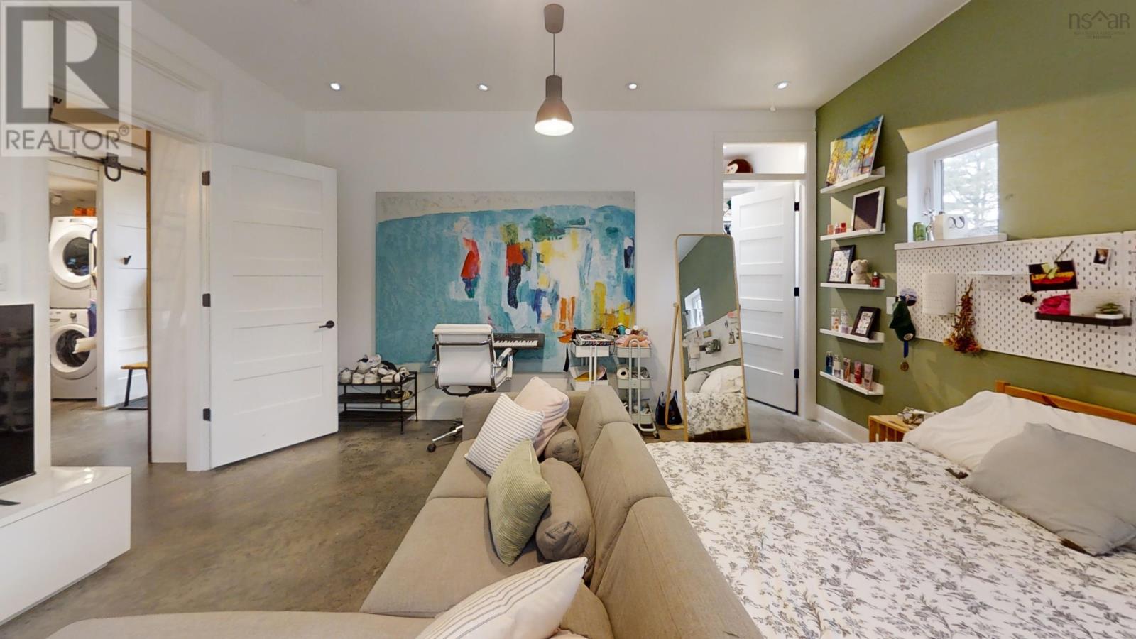 Property 16 of 40 of 65 Jessicas Way