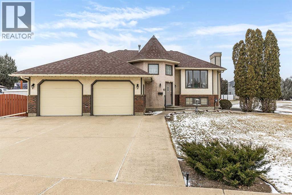 62 Upland Court SE, Medicine Hat, Alberta