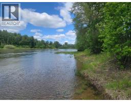 Photo 8 of 8, 757 PRESTON ROAD · Prince George, BC