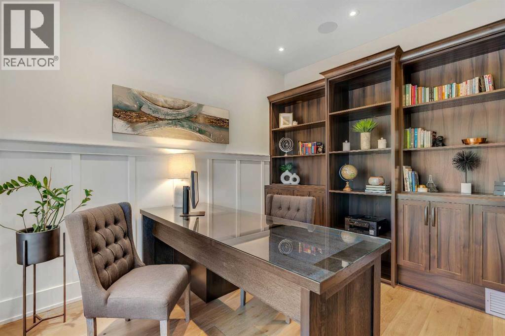 Single Family House for Sale in  Bowwater Crescent NW Bowness Calgary 