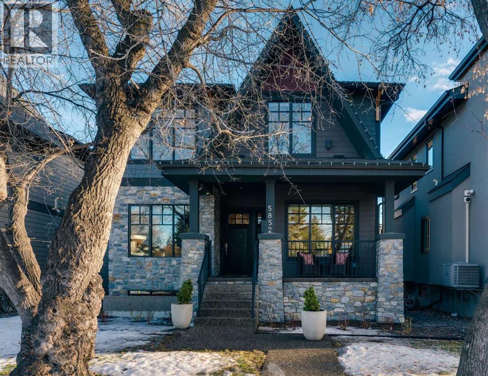 Single Family House for Sale in  Bowwater Crescent NW Bowness Calgary 